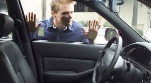 izmir eski çamlık  oto kilit